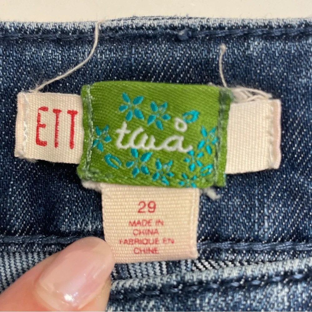 Anthropologie ETT TWA Denim Jean Shorts with Lobster Embroidery - Picture 3 of 6